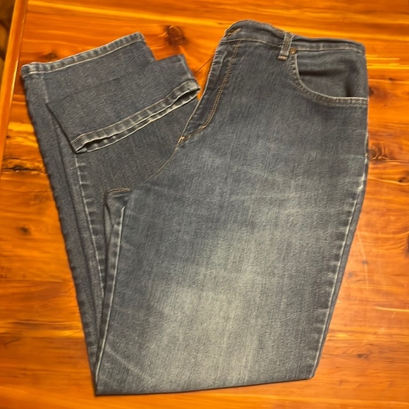 Gloria Vanderbilt Denim - Size 14 Gloria Vanderbilt Amanda boot cut medium wash blue denim jeans